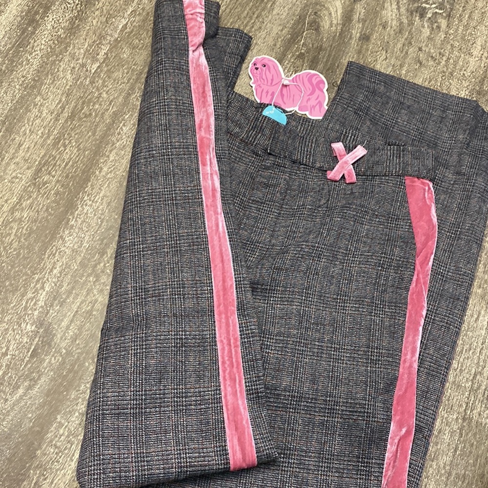 Stylish Gray and Pink Women's Pantsuit - Picture 6 of 14